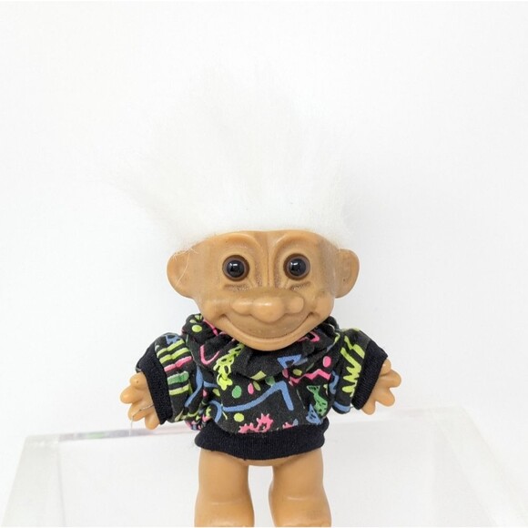 Vintage RUSS Troll Doll with Shirt and Short White Hair - Picture 2 of 15